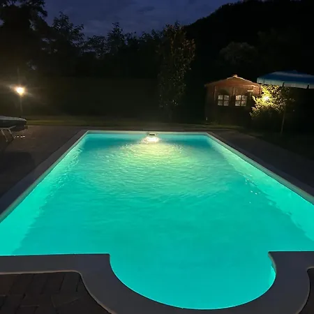 בית הארחה Girasole Lari